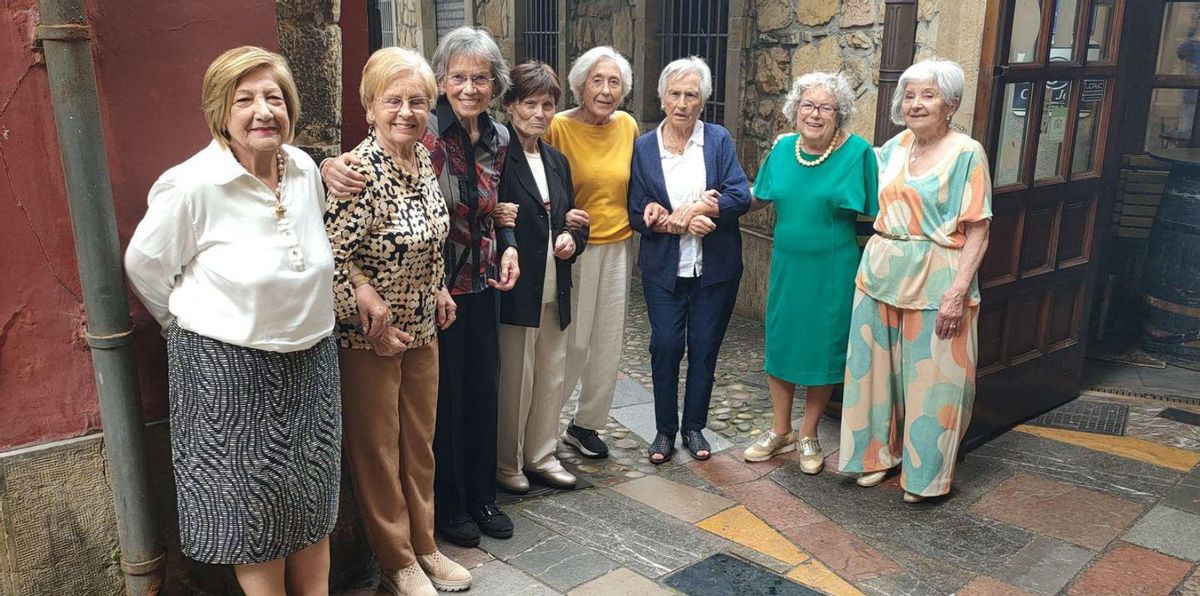 Despedida del curso de los alumnos del PUMUO en Avilés