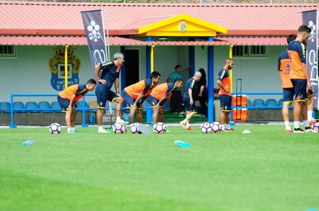 Entrenamienro de la UD Las Palmas previo a la ...