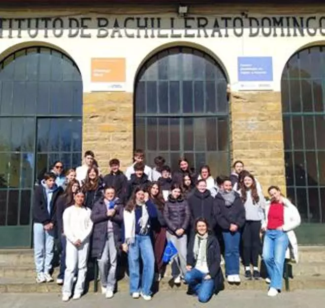 Los alumnos del IES Domingo Miral investigan con compañeros franceses sobre la vida animal y vegetal del Pirineo