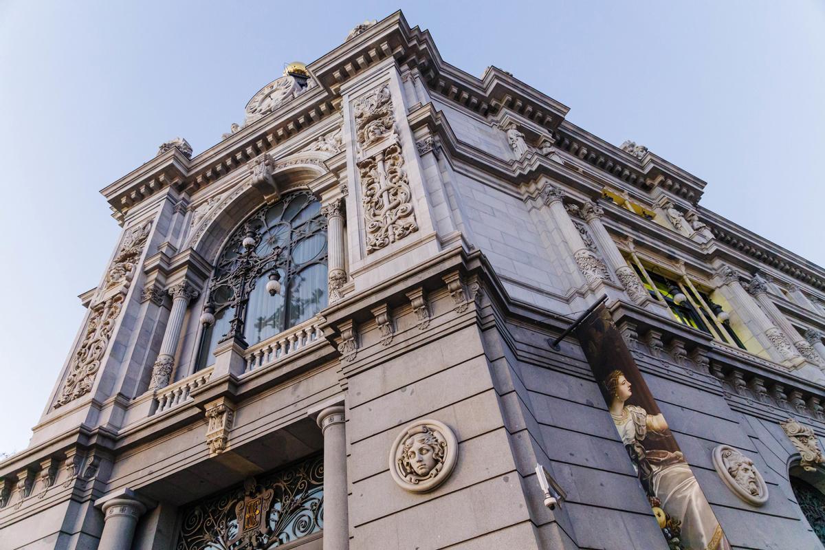 Edificio del Banco de España donde desde hace varios días, hacen cola para contratar Letras del Tesoro, a 3 de febrero de 2023, en Madrid (España).