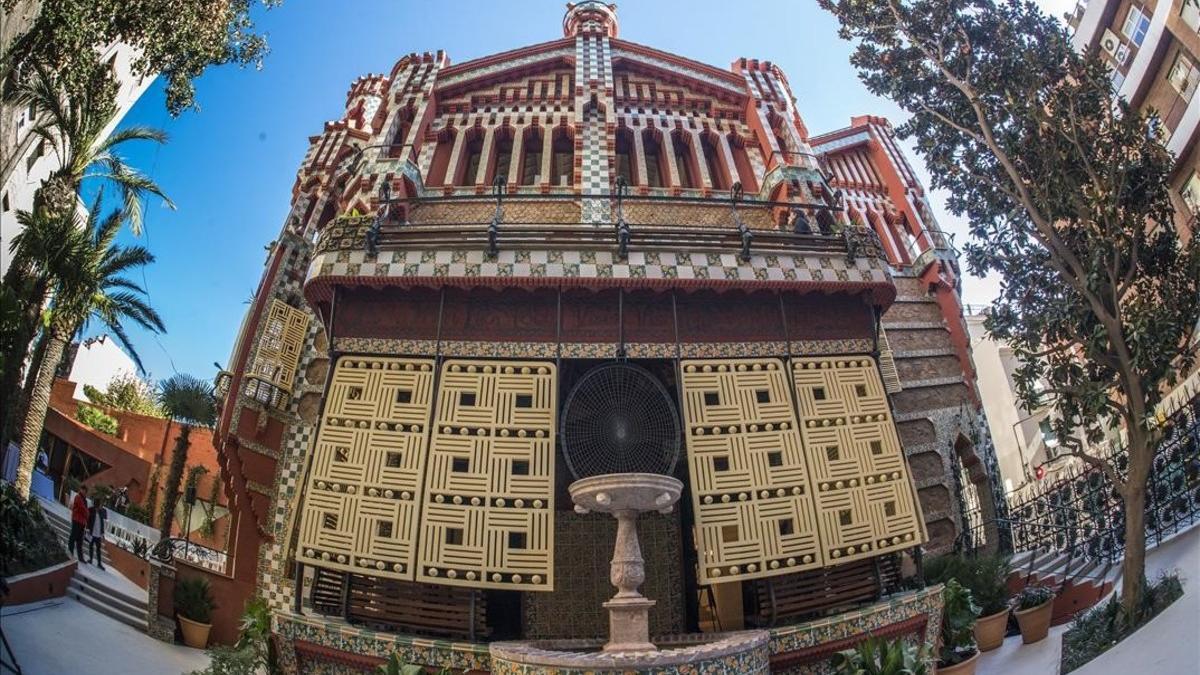 Fachada de la Casa Vicens.