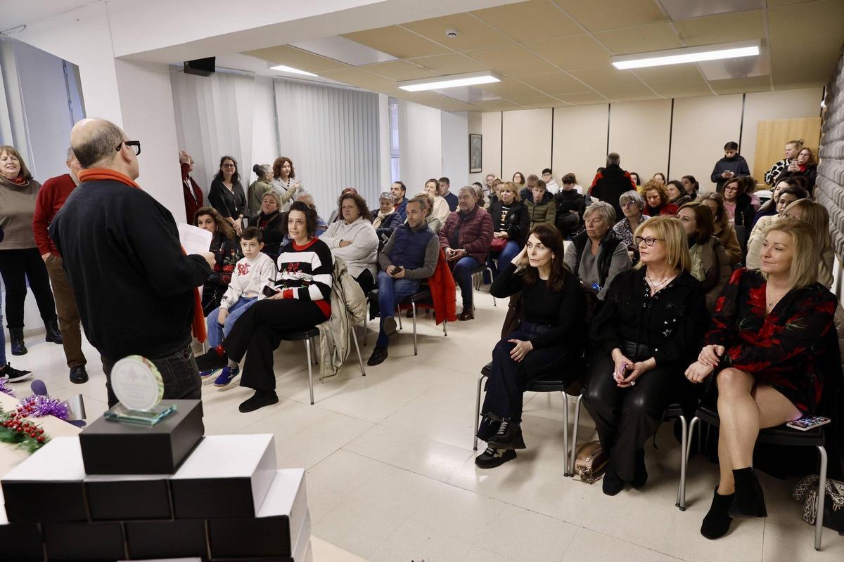 La entrega de premios del concurso de escaparates navideños de La Calzada, en imágenes