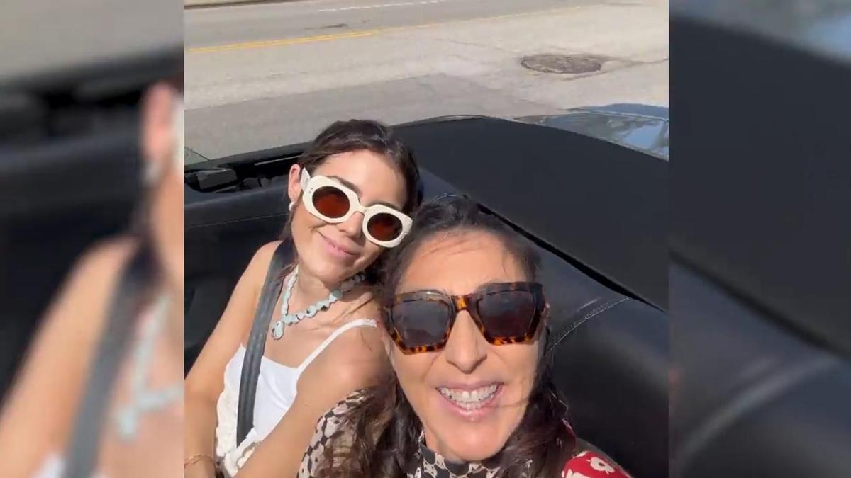 Paz Padilla y su hija de gira americana viajan al pasado en Las Vegas