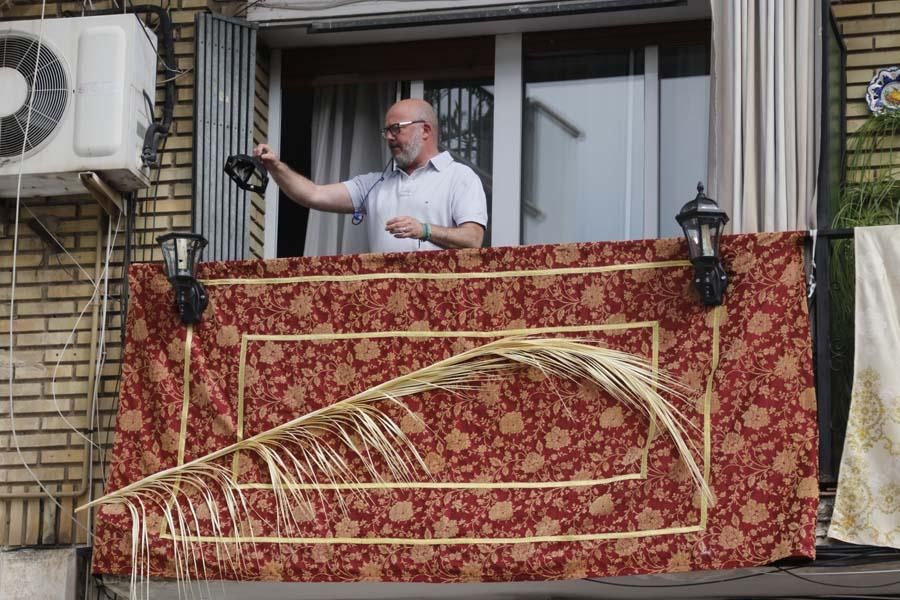 Altares y balcones para una Semana Santa marcada por el coronavirus