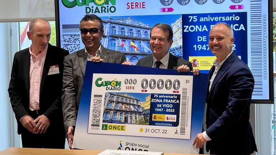 Zona Franca sopla 75 velas con su cupón de la ONCE