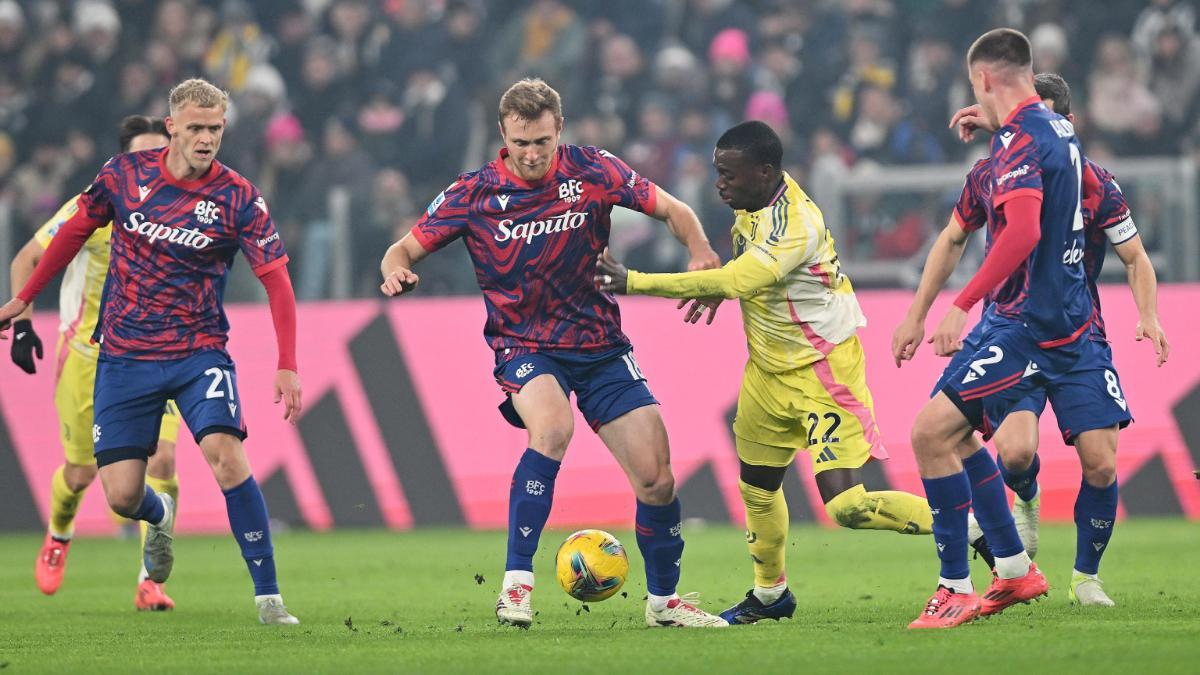 La Juventus salva un punto ante el Bolonia a base de orgullo