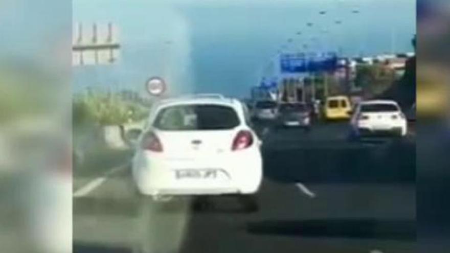 Pone en peligro la vida de multitud de conductores en Tenerife