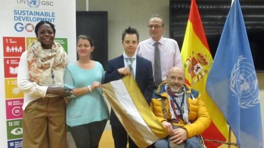 Una bandera diseñada en València identifica  la variedad funcional