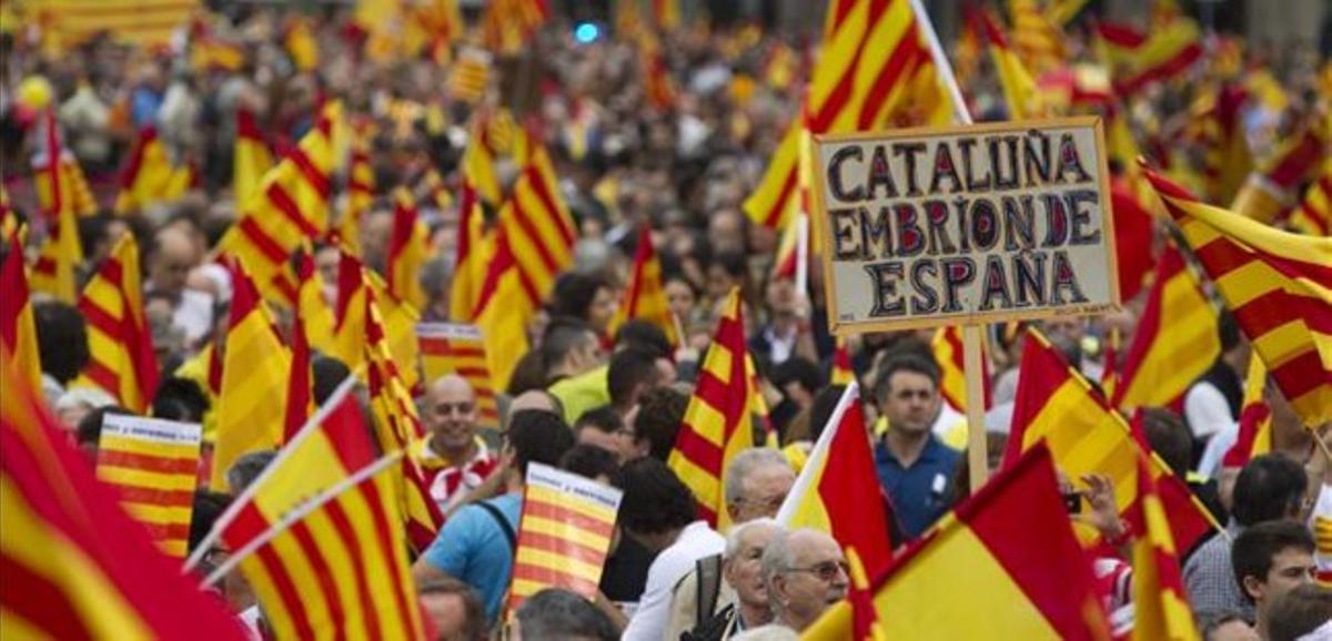 Manifestación convocada el pasado 12-O en la plaza de Catalunya en favor de la unidad de España.