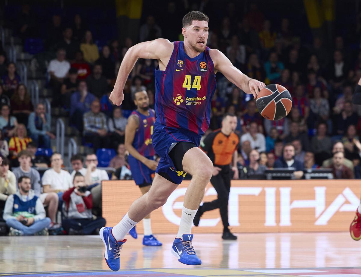 2026-03-27 FC Barcelona vs Crvena Zvezda Estrella Roja de Belgrado (Bàsquet) parido de Euroliga baloncesto Foto: Dani Barbeito Palau Blaugrana. joel parra. barça. euroliga uleb 2025/2026 barça . estrella roja. 34. accion solo. palau blaugrana