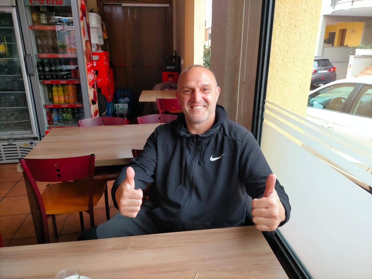 Francisco Zaragoza, Catalán, té 52 anys, viu a Figueres i fa mercats