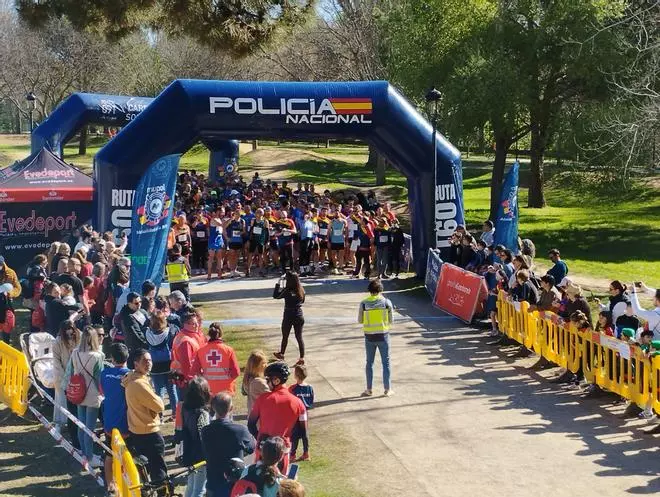 Éxito de la carrera solidaria de la Policía Nacional