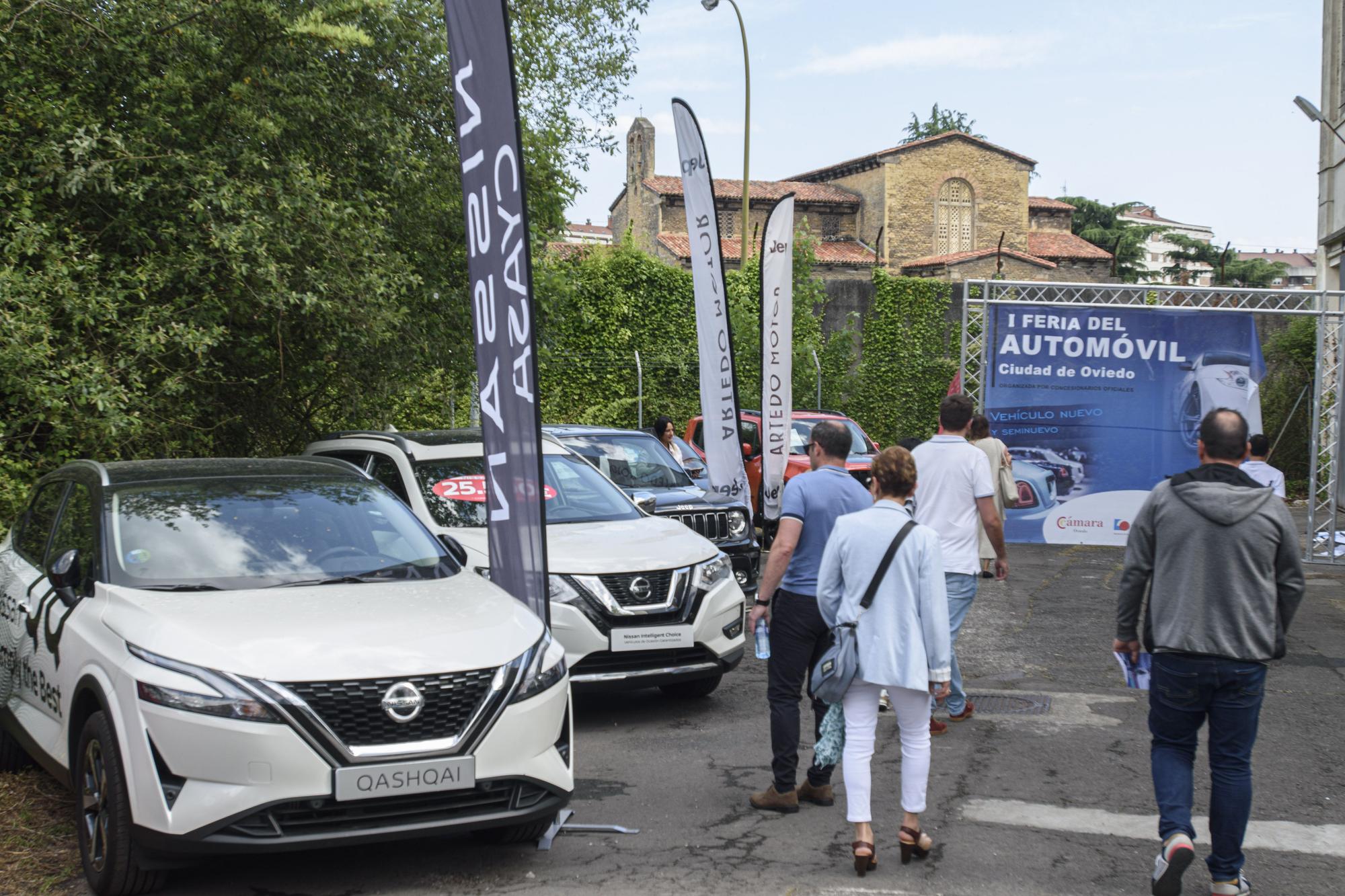 EN IMÁGENES: Así fue la Feria del Automóvil de la Vega en Oviedo