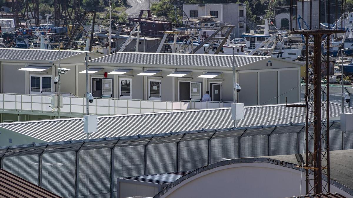 Intentos de suicidio, autolesiones y revueltas: así fueron los primeros 48 días en el centro de repatriación de Meloni en Albania