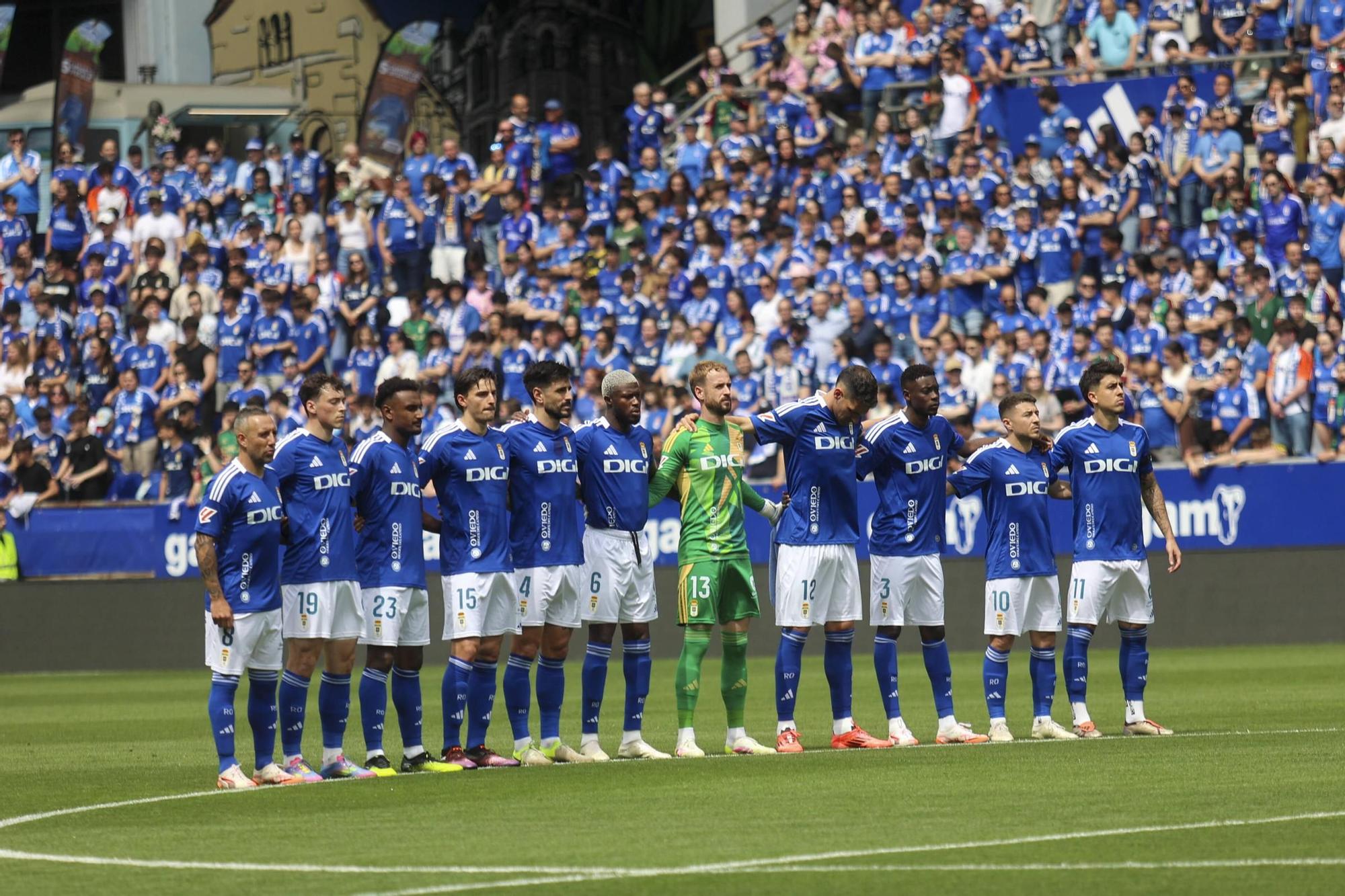 EN IMÁGENES: Ambientazo en la valiosa victoria del Oviedo contra el Zaragoza