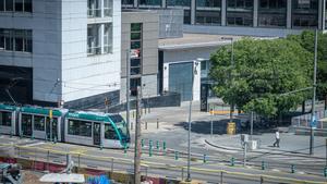 Barcelona 09/05/24 Barcelona. Fotografia del tramo que está por ser modificado del TRAM, conexión gran vía con la calle ciutat de granada. AUTOR: MANU MITRU