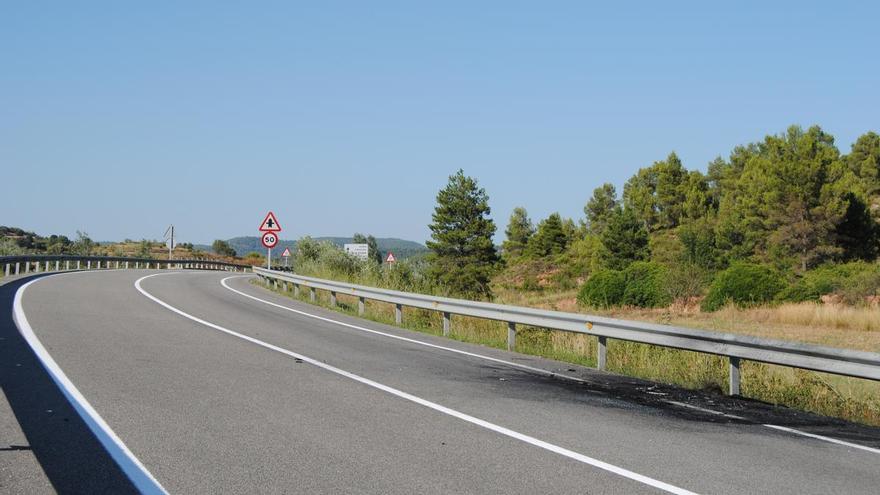 Cinc ferits en un accident entre tres vehicles a la C-55, a Callús