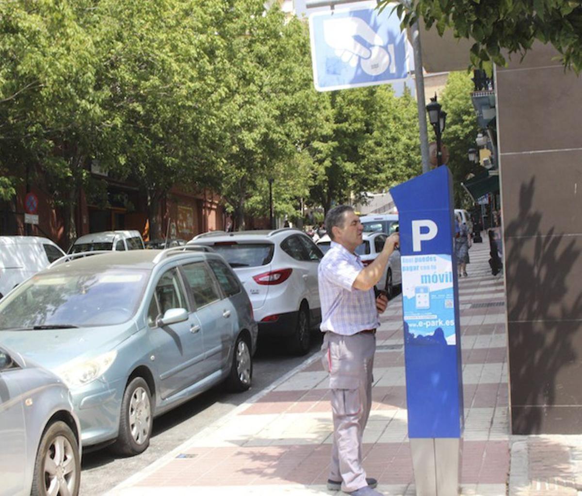 Rincón cobrará a turistas y visitantes por aparcar en la calle