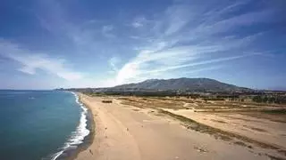Detenido por masturbarse ante menores en una playa de Málaga