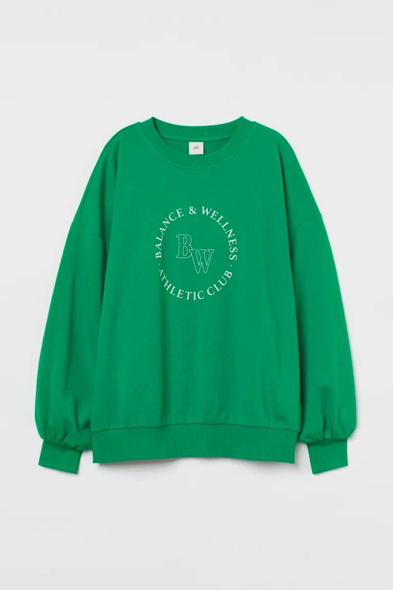 Sudadera verde con mensaje de H&amp;M