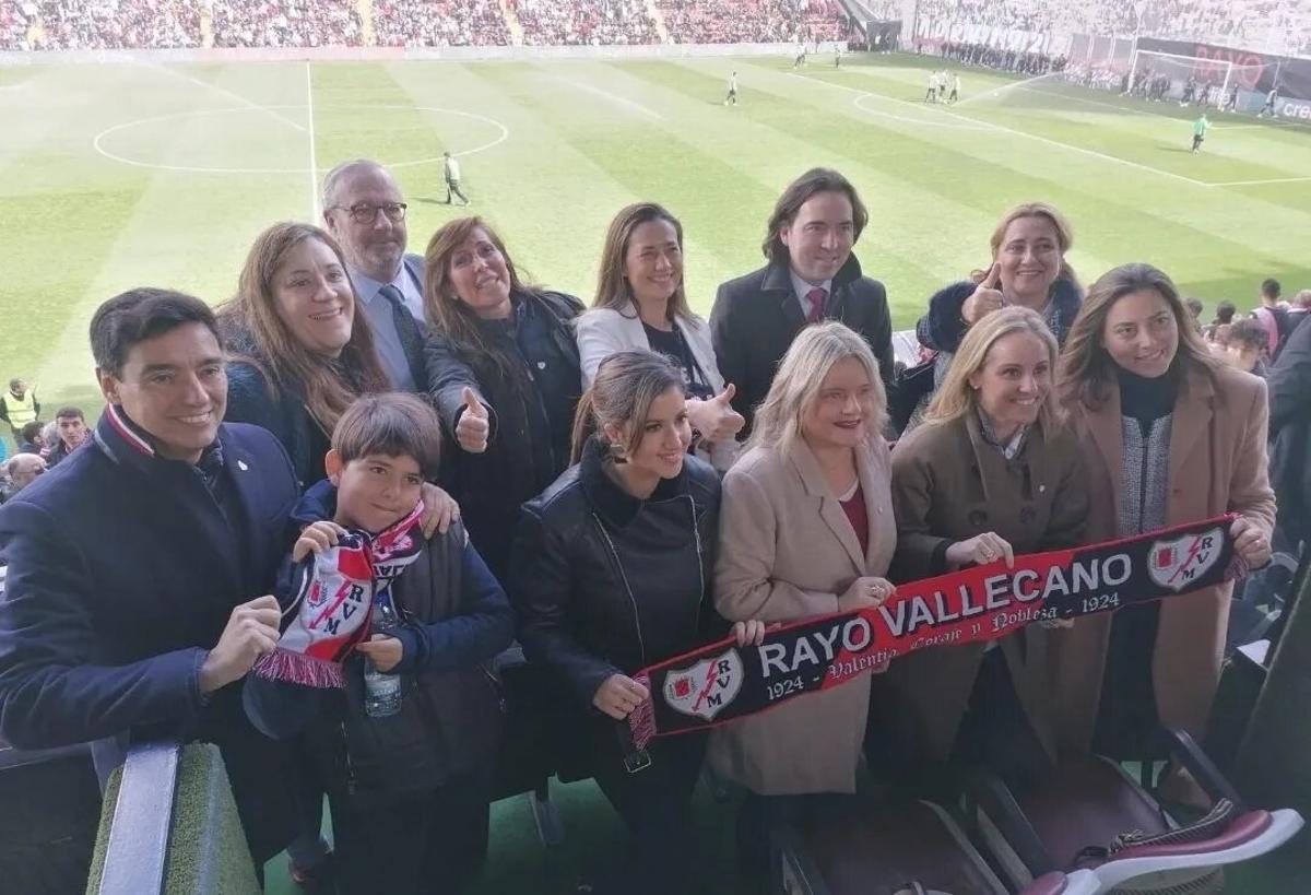 Diputadas del PP en el palco de Vallecas el 8 de marzo de 2020.