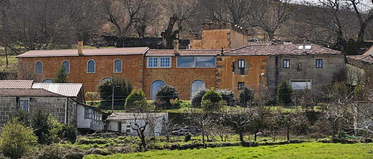 La casa de Chaguazoso (A Mezquita) donde ocurrieron los hechos y en la que entonces residía el exbanquero Mario Conde.   | // BRAIS LORENZO