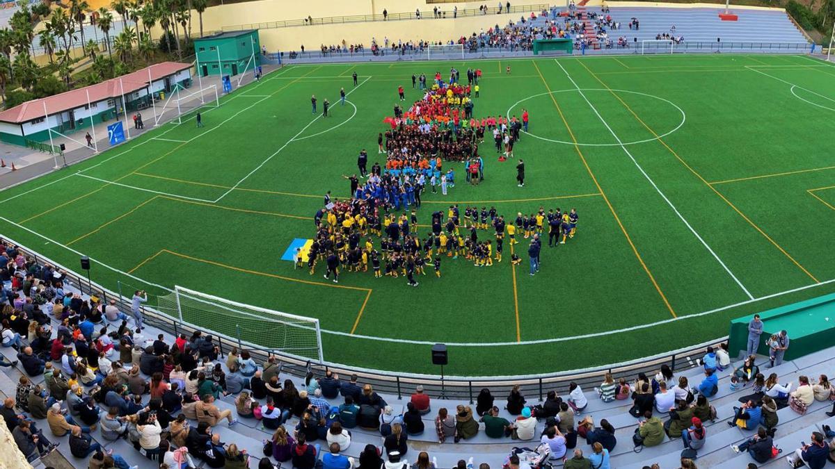 Liga de escuelas municipales de fútbol 8 organizada por el Ayuntamiento de Las Palmas. | | LP/DLP