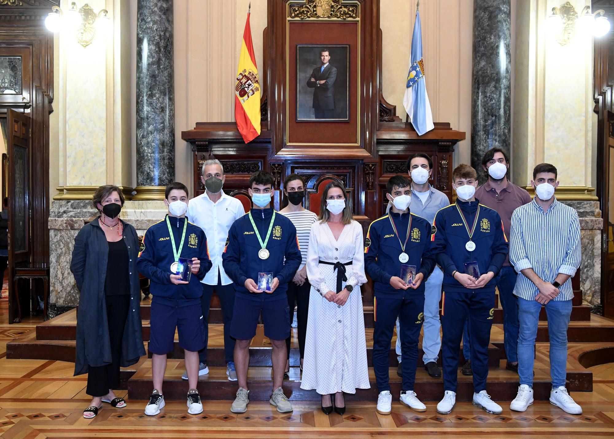 Recepción en María Pita de campeones de hockey y patinaje