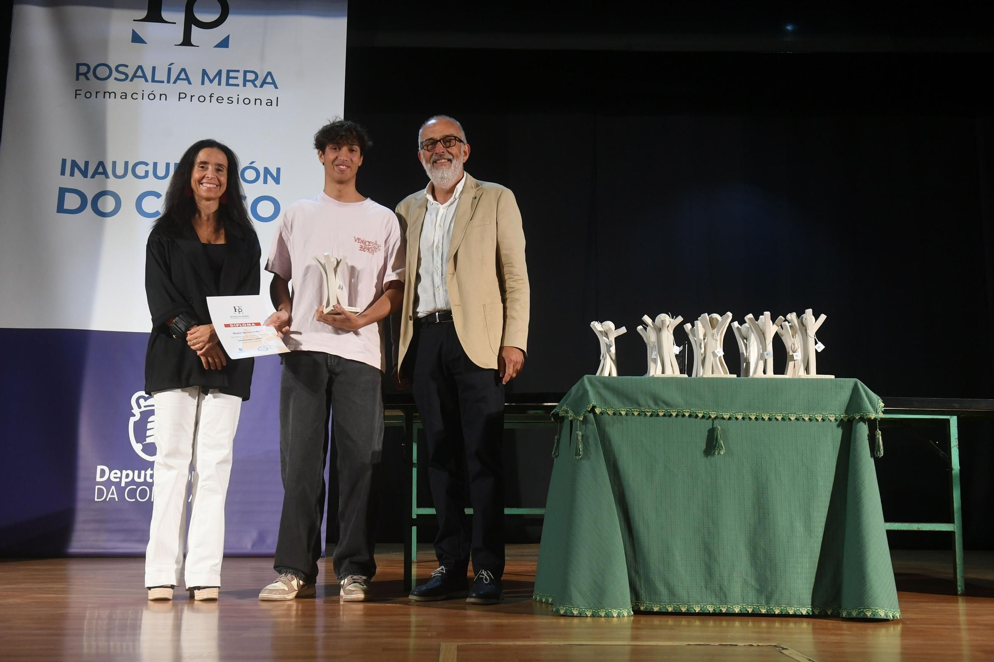 Primer día del curso 2024-25 en el IES Rosalía Mera de A Coruña