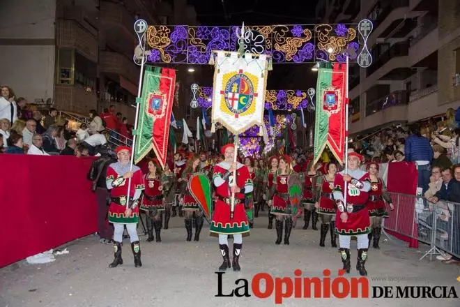 Desfile día 4 en Caravaca: Bando Cristiano (paso por tribuna)