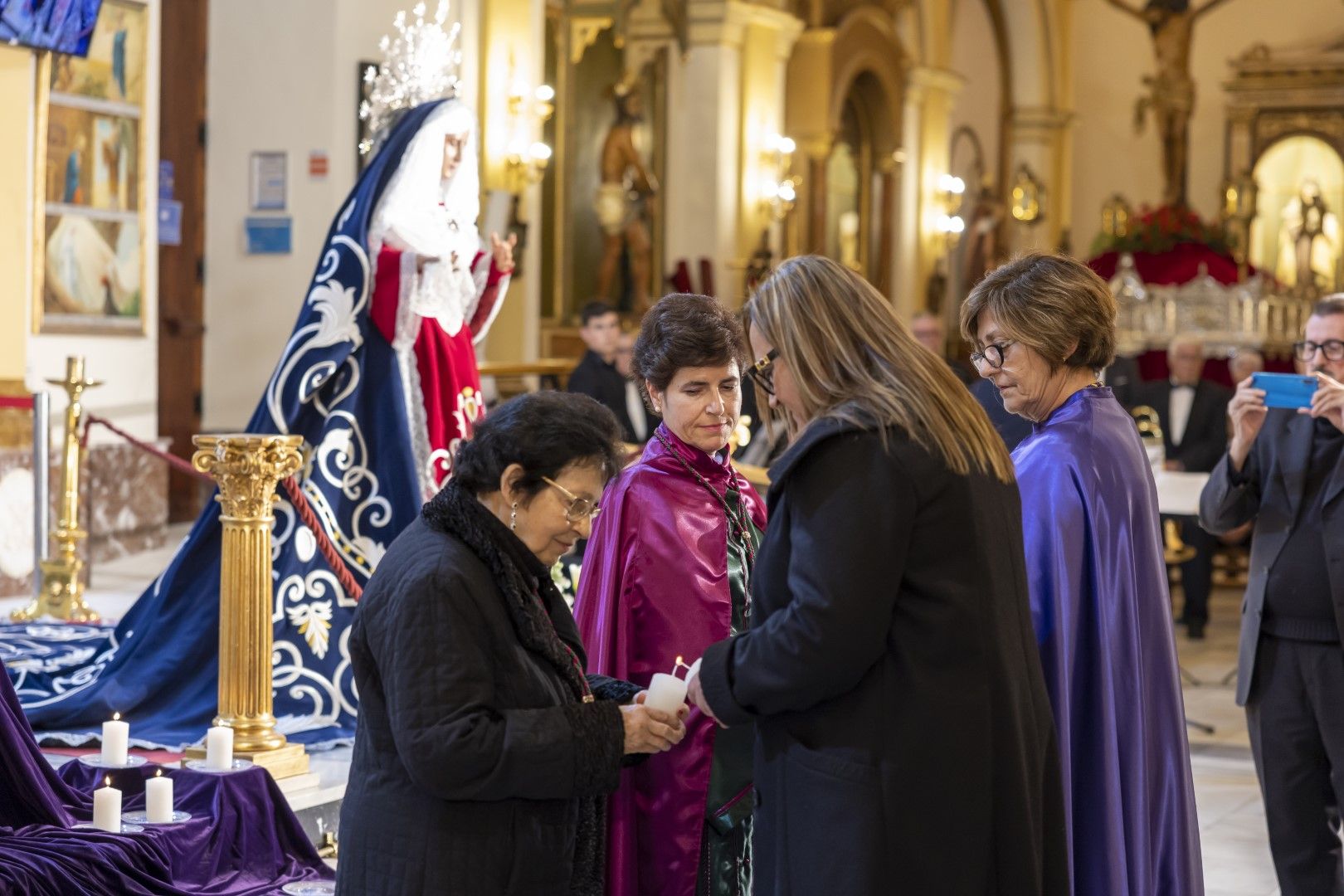 José Hódar ofrece un pregón de la Semana Santa para el recuerdo