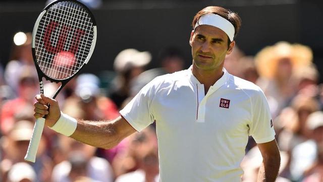 El contrato de 300 millones de Federer con Uniqlo
