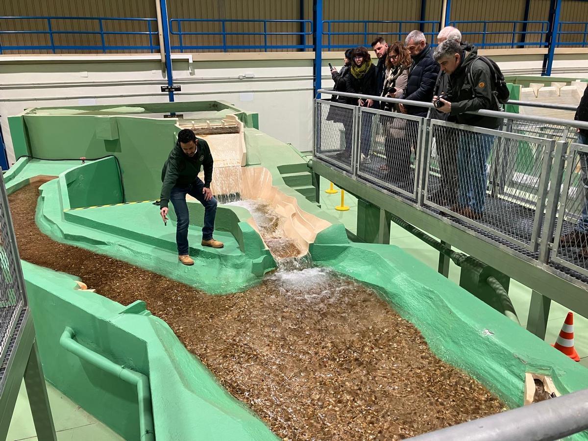Visita al laboratorio de hidráulica de Iberdrola.