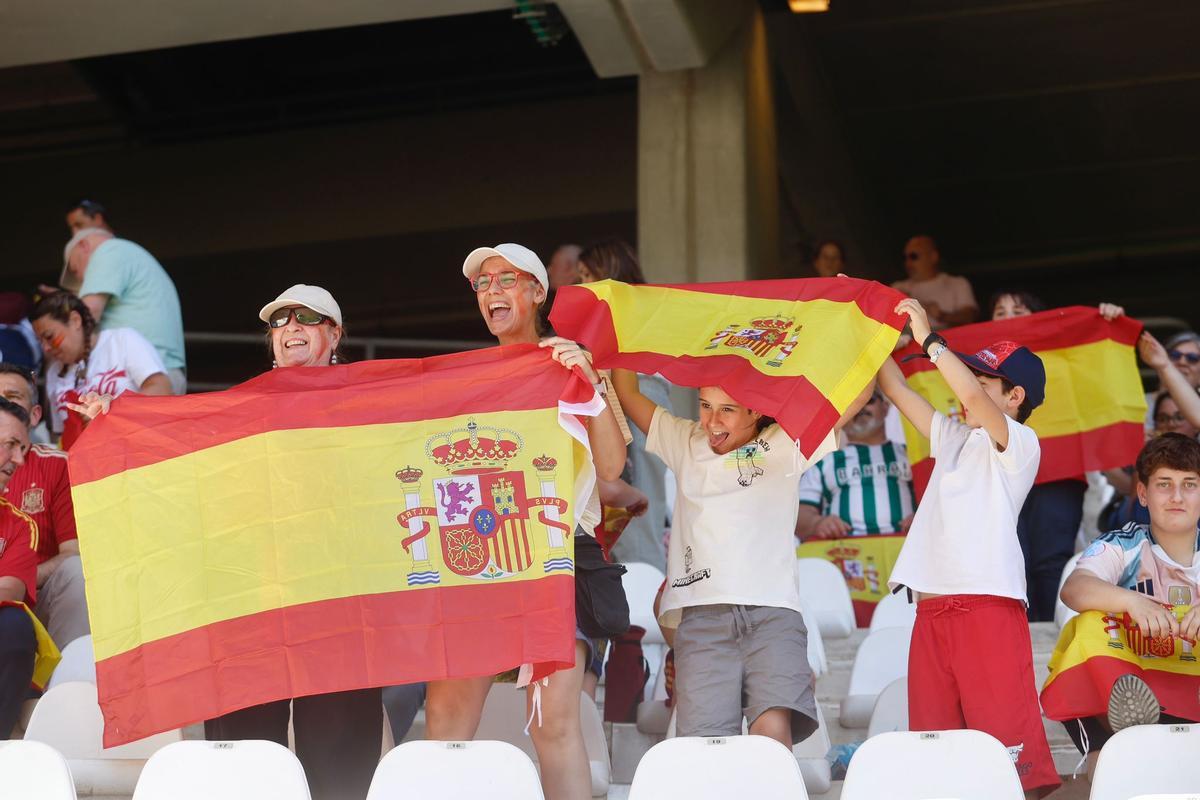 La afición de Córdoba, con la selección española