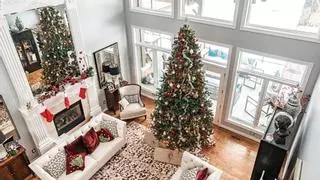 El truco viral para guardar el árbol de Navidad sin desmontarlo