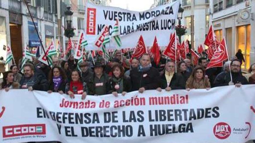 Detalle de la marcha sindical, ayer, en Málaga.