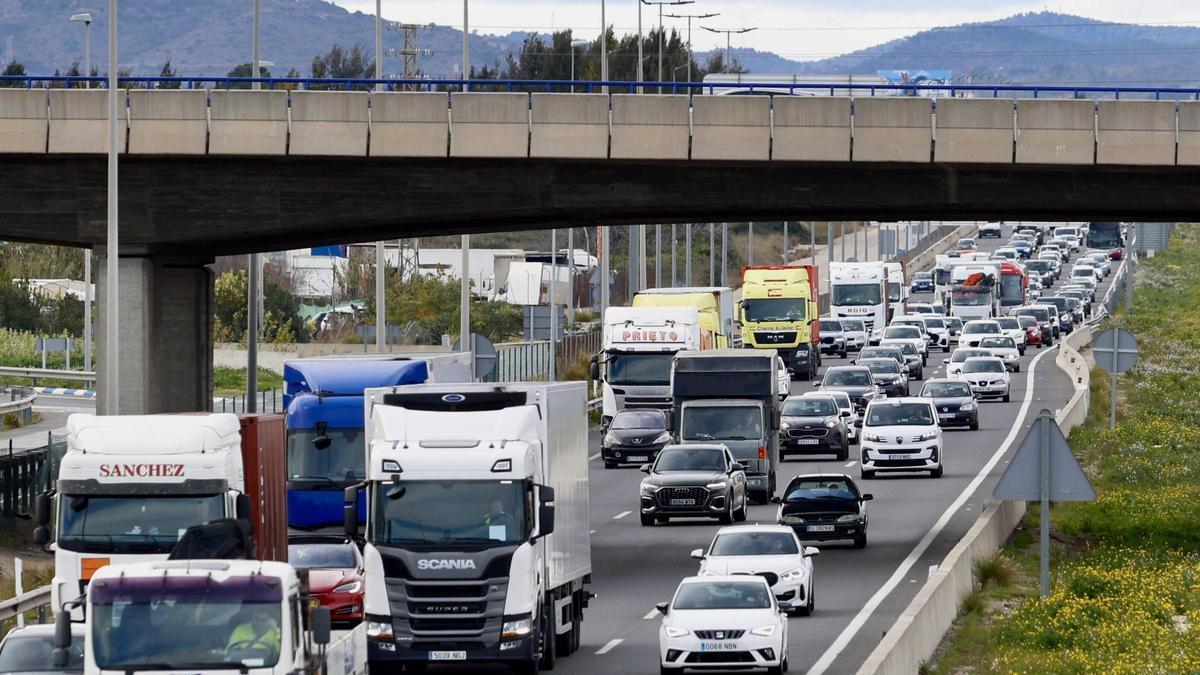 Varios accidente complican la circulación en la provincia.