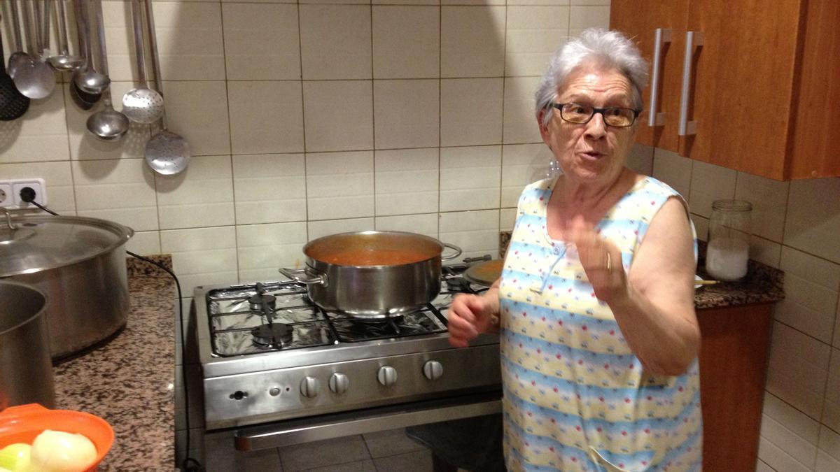 Carme Roca, desde su comedor social en Paterna.