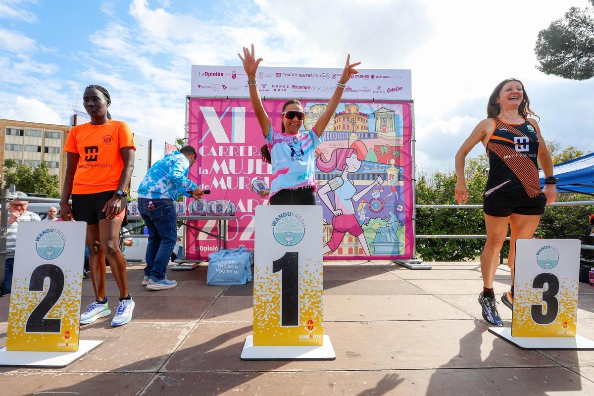 Las imágenes de la entrega de premios de la XI Carrera de la Mujer de Murcia