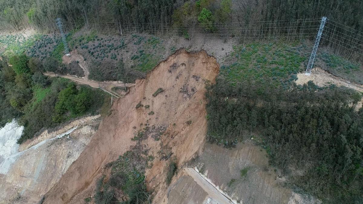 Vista de la ladera desplazada.