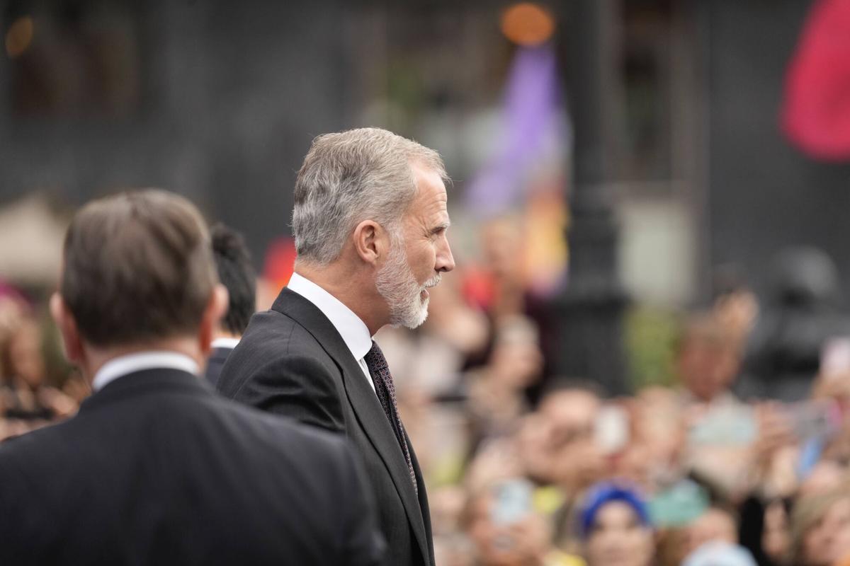 Así fue la llegada de los invitados a los premios "Princesa de Asturias" y su paso por la alfombra azul