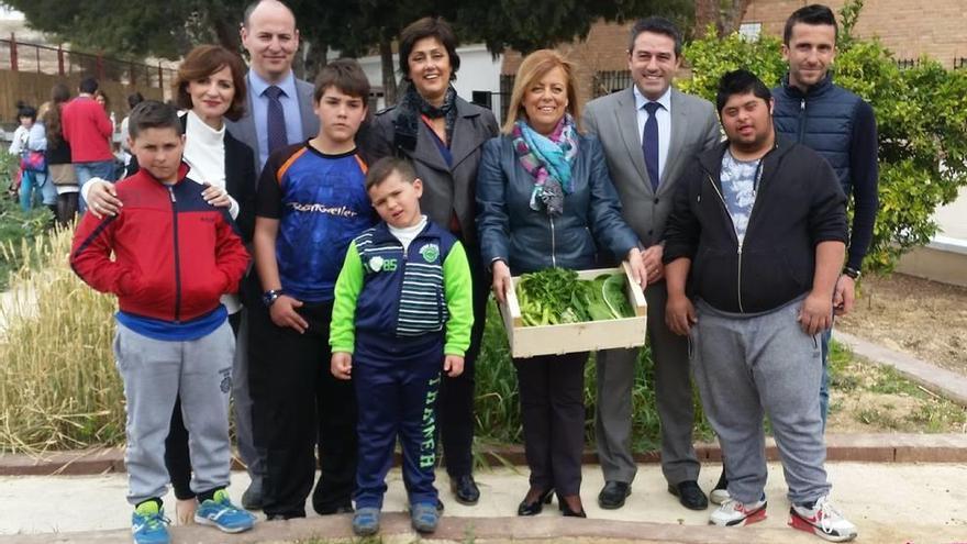 883 alumnos murcianos reciben educación especial