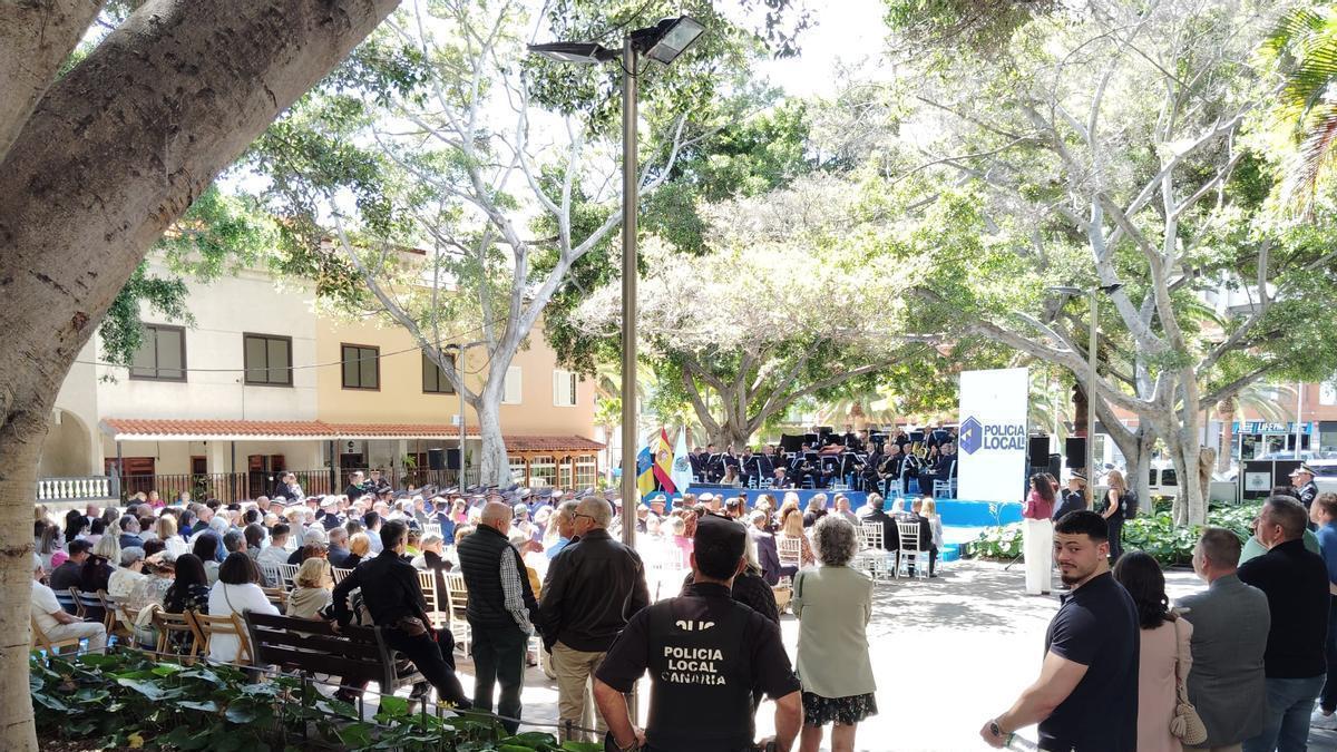 Celebración de los actos en honor a la patrona de la Policía Local de Santa Cruz.