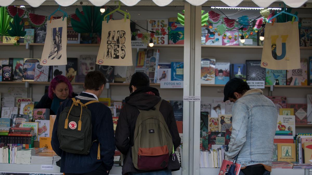 Centros Comerciales Abiertos Hoy en Valencia y Horario: Verdecora,  Carrefour y El Saler, entre otros