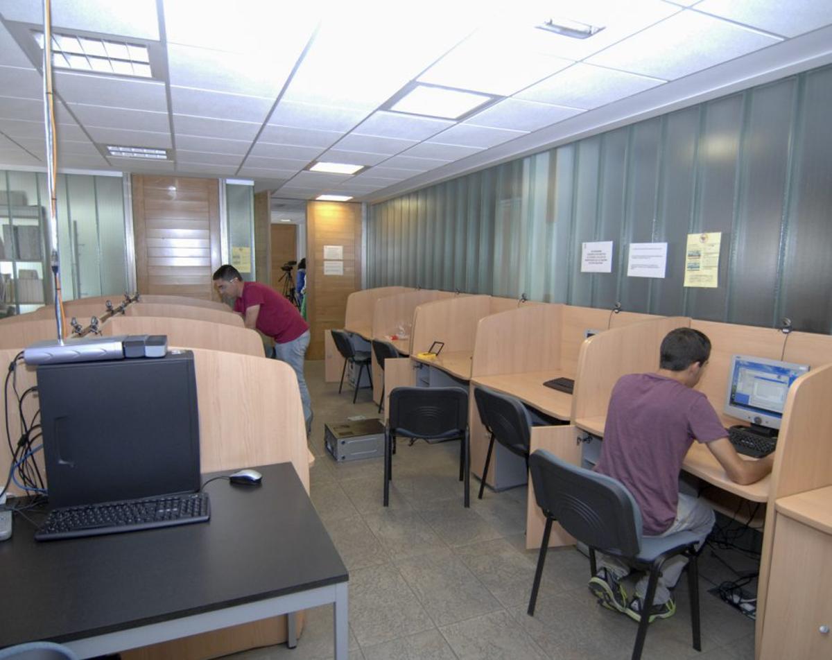 Un aula informática instalada en el Ferial en 2015.