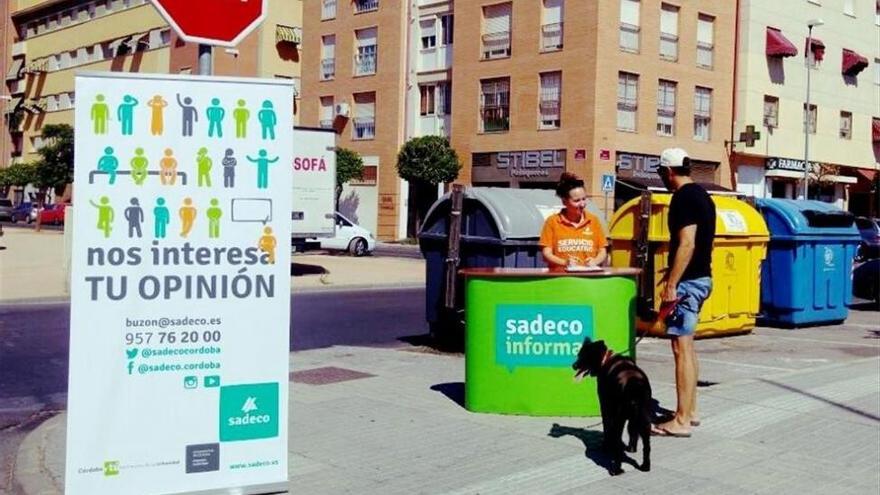 Sadeco se centra en las barriadas periféricas para &quot;informar y escuchar&quot; a los vecinos