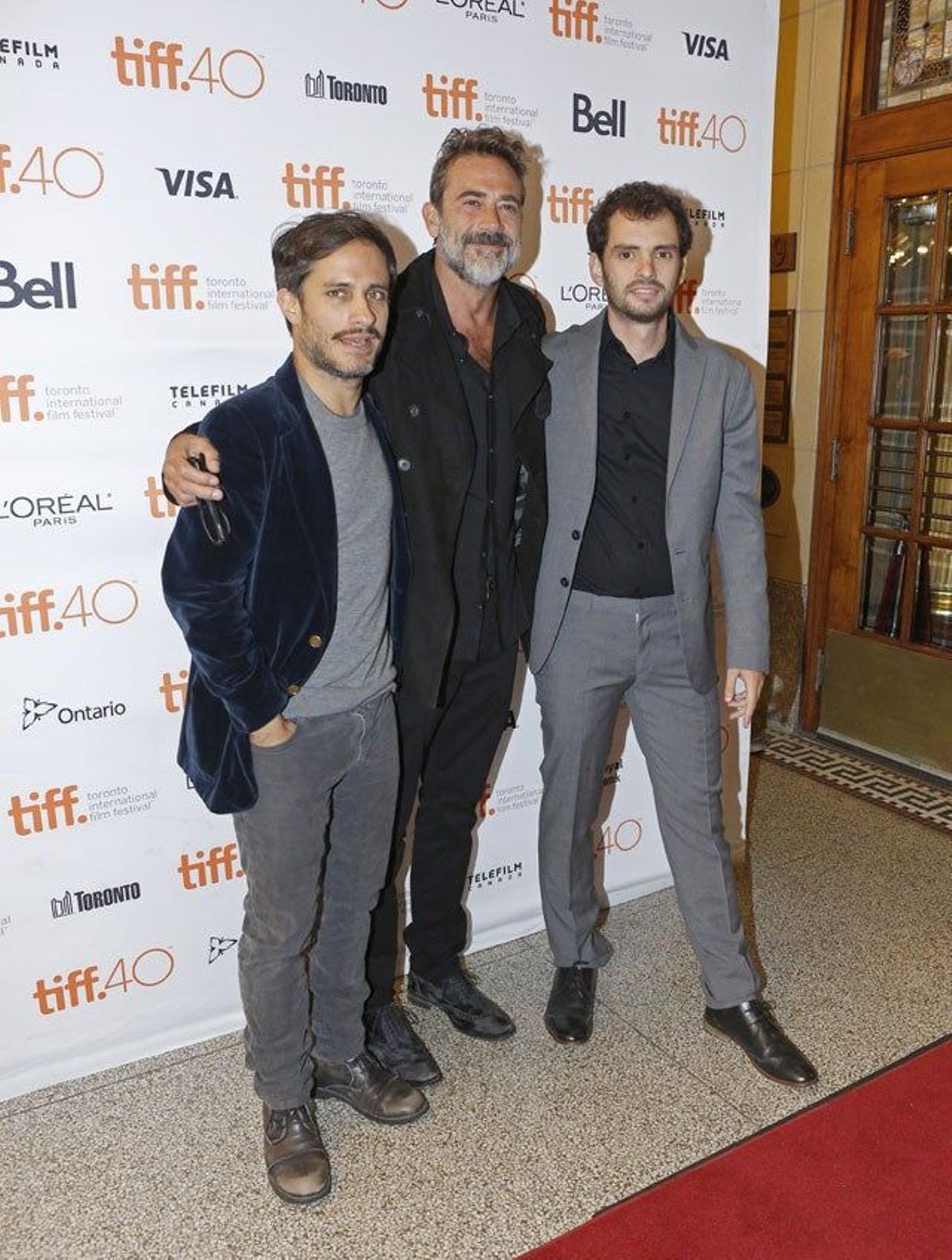 Gabriel García Bernal, Jeffrey Dean Morgan y Jonás Cuarón en la presentación de 'Desierto' en el TIFF 2015