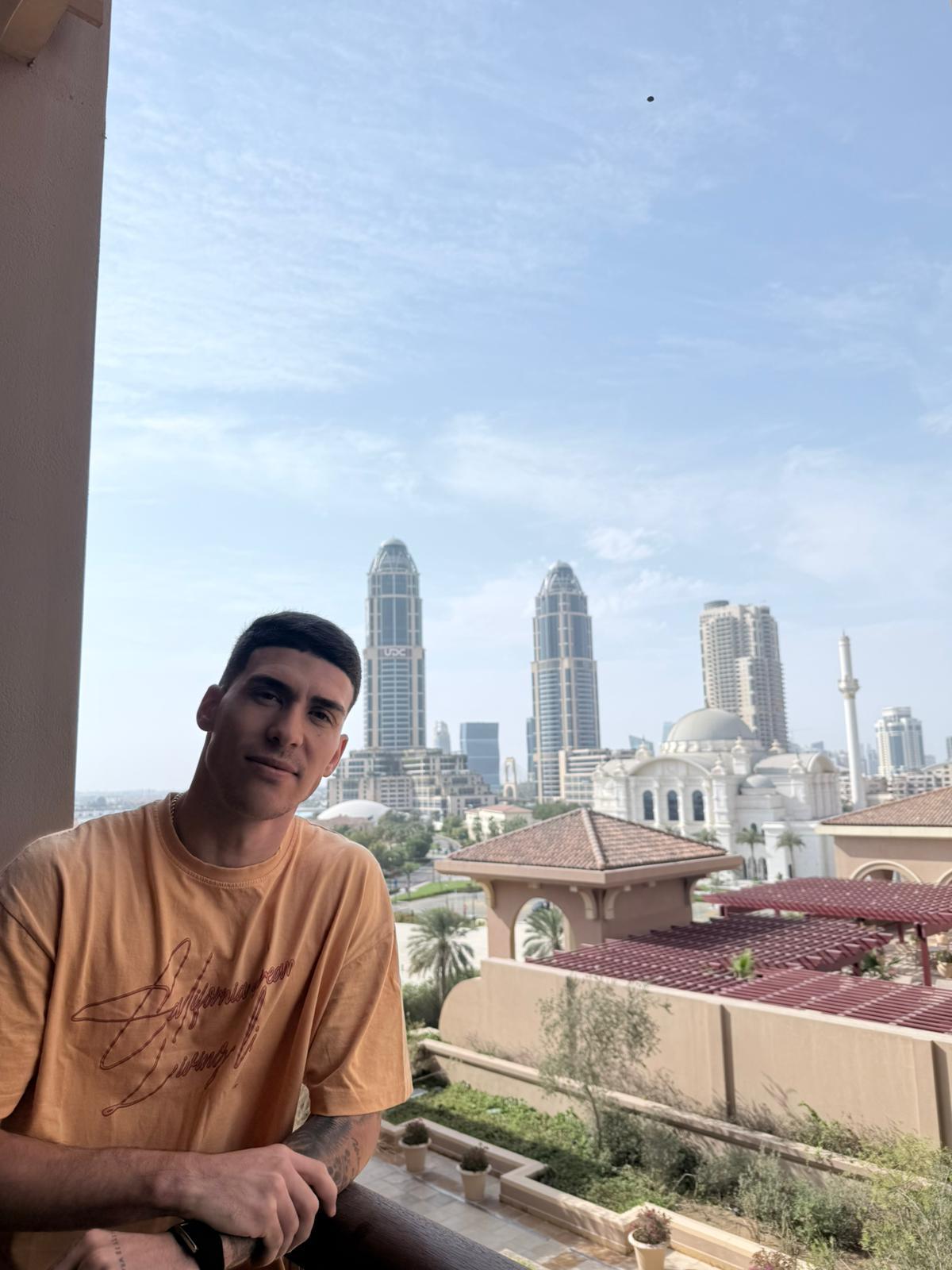 Ethyan González, futbolista de Tenerife residente en Qatar, vivió los ataques de Irán