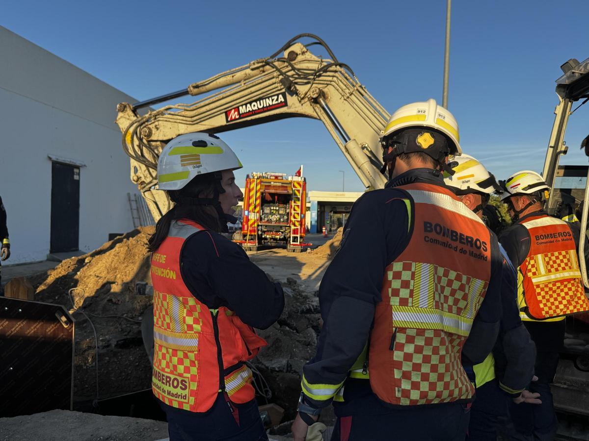 Servicios de Emergencias en el lugar del suceso en Galapagar.