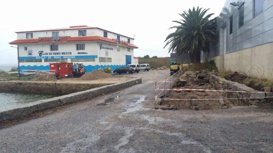 Thenaisie Provote cedió el jardín para que sea posible ensanchar el acceso al club de remo. // Muñiz